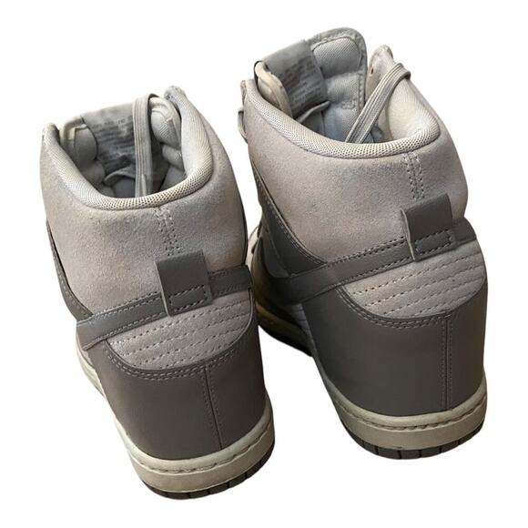 2013 Nike Dunk High Womens Gray Size US 8 Lace Up Athletic Wedge 52899-005 - Picture 10 of 12